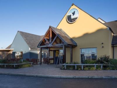 The Raven'S Cliff Lodge By Marston'S Inns Motherwell Eksteriør bilde
